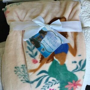 Disney’s Little Mermaid Plush Throw NWT